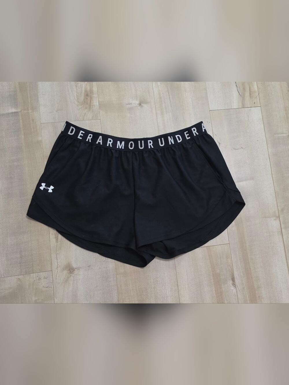 Under Armour Black Heat Gear Shorts With Pockets